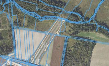 Zdjęcie widok terenu S1 z zaznaczonymi działkami